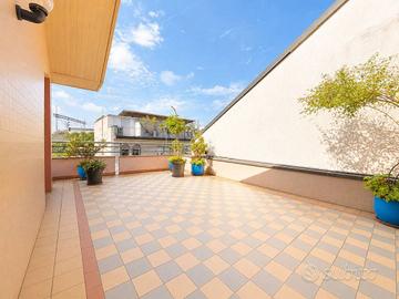 Appartamento di 135 m² con 3 locali a Milano