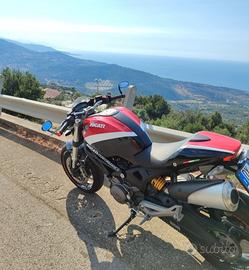 Ducati Monster 696 originale 