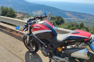 Ducati Monster 696 originale 