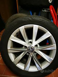 Cerchi Volkswagen Passat 17" con gomme 4 stagioni