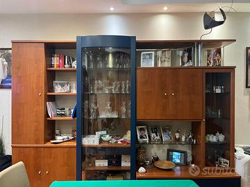 Vetrina per soggiorno