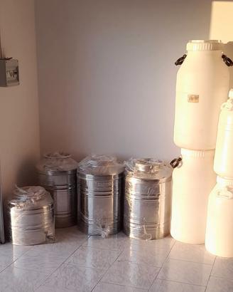 Bidoni olio in acciaio/plastica +damigiane omaggio