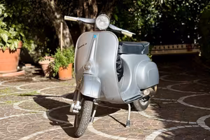 Vespa 50