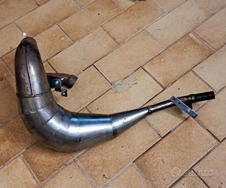 Marmitta per motore AM6 montata su KSR 50 Perfetta