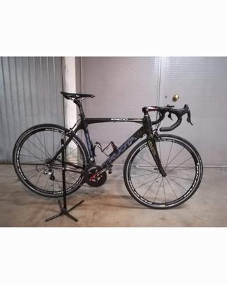 bici da corsa kuota in carbonio
