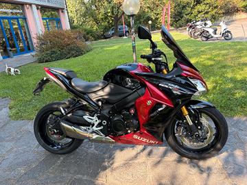 Suzuki GSX S 1000 CON BORSE