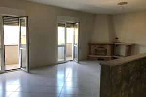 Appartamento 160 mq con box e balcone panoramico