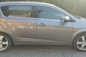 Chevrolet aveo ltz