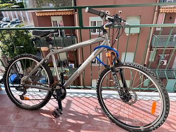 Bici decathlon (Genova)