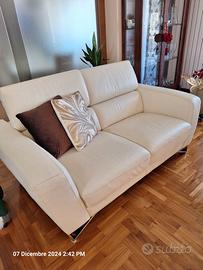 DIVANI NICOLETTI IN PELLE BIANCA COME NUOVI
