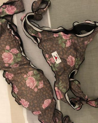 Costume bikini lovers