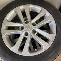 4 gomme Continental + cerchi Nissan 215/55 R17 V