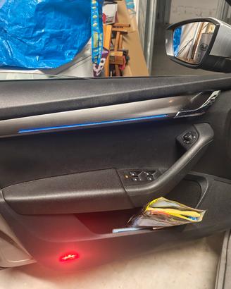 sportello interno Skoda octavia