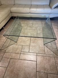 Tavolo in cristallo curvato 1 m x 1 m