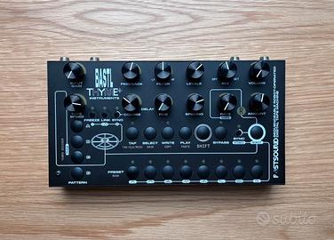 Bastl Instruments Thyme+ (Effetto Delay Stereo)