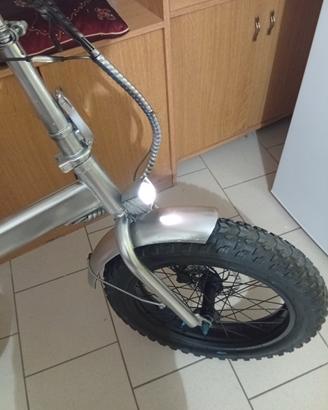 bicicletta elettrica 