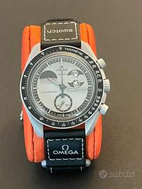 Swatch Omega MISSION TO EARTHPHASE  SO33M700