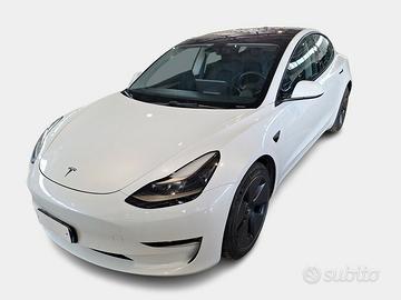 TESLA MODEL 3 75 kWh Long Range Dual Motor AWD 4 P