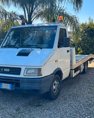 Carroattrezzi iveco 35/10