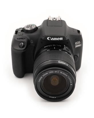 Canon EOS 2000D - EF-S 18-55mm f/3.5-5.6 III