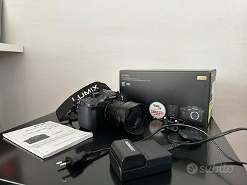 Panasonic Lumix DC-GH5L con lente 12-60 mm