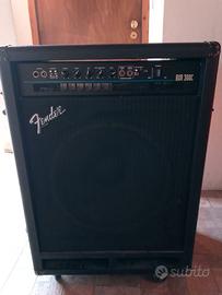 Amplificatore fender basso