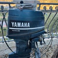2 Motori fuoribordo Yamaha 25/30cv e 25 cv