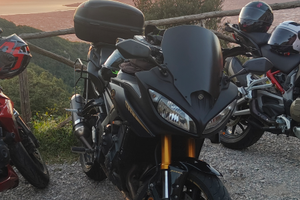 Yamaha fazer 8