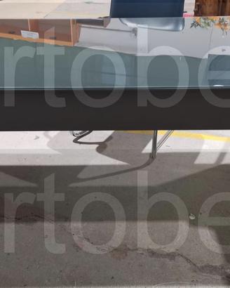 Codice: 268030 SCRIVANIA DIREZIONALE COLORE NERO