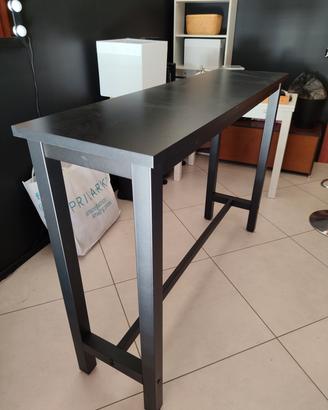 Tavolo alto
