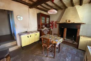 CASA INDIPENDENTE A CIVITELLA D'AGLIANO