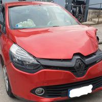 Renault Clio 2015 1.2 b