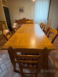 Mobili sala da pranzo e cucina