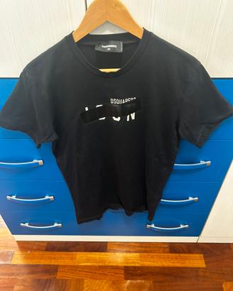 T shirt  dsquared