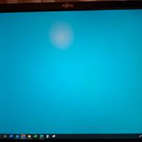 Postazione Smart Working Monitor Fujitsu