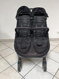 Passeggino gemellare usato