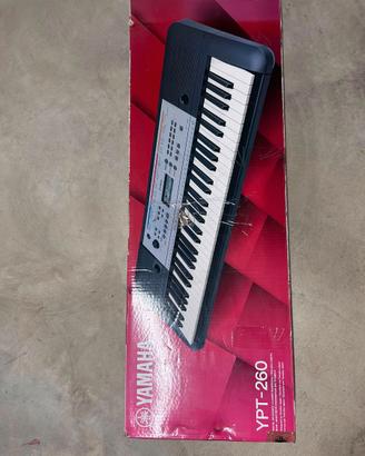 YAMAHA YPT-260