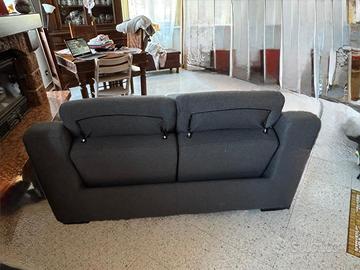 Divano 2 posti con relax elettrici