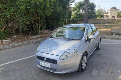FIAT Grande Punto 1.3 MJT 90 CV 5 porte Dynamic