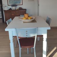 tavolo con sedie