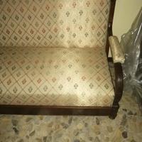 divano epoca impero in noce già restaurato