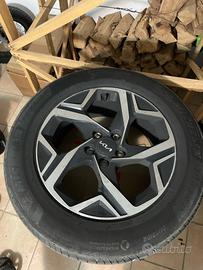 4 Cerchi + Gomme + Sensori TPMS + Equilibratura