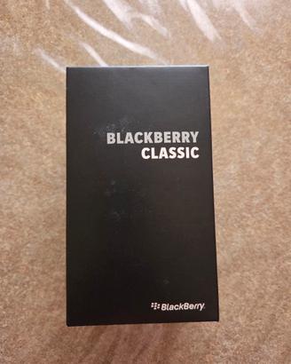 Blackberry classic pari al nuovo