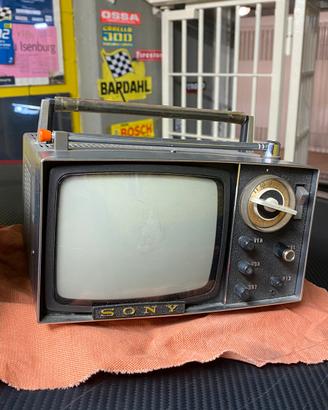 Micro TV Sony portatile vintage