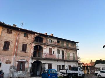 Cislago - intera proprietà di 240 m²