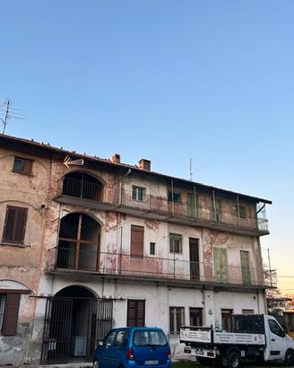 Cislago - intera proprietà di 240 m²