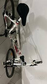 Bicicletta Bianchi! nuova usata 3 volte!