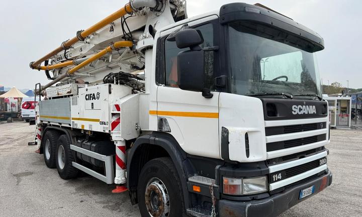 SCANIA P 114-380 con pompa calcestruzzo CIFA K35 3