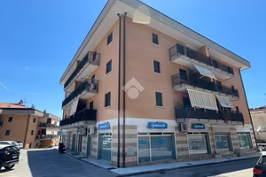 3 LOCALI A VENAFRO