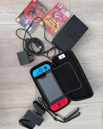 Nintendo Switch + 2 Giochi + Joycon + 256GB